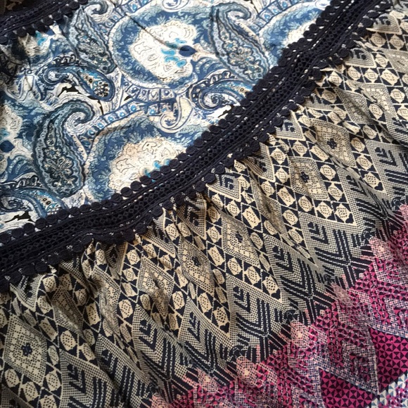 Umgee - Picture 8 of 8